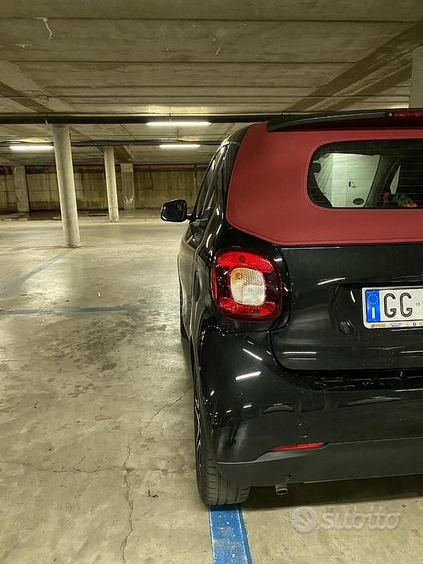 Usata Smart ForTwo Cabrio 2017 Nero Cabrio