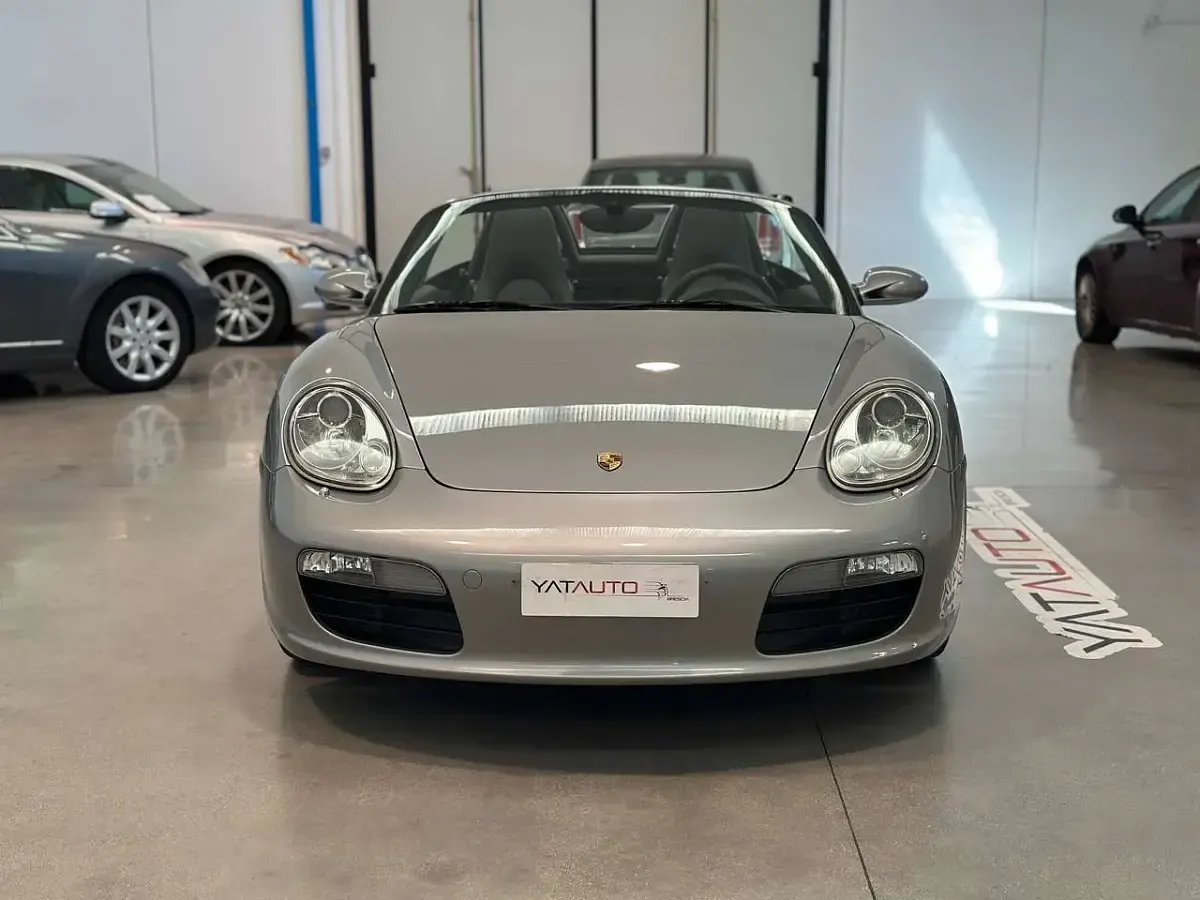Usata Porsche Boxster 239 CV (175 kW) 2006 Argento Cabrio