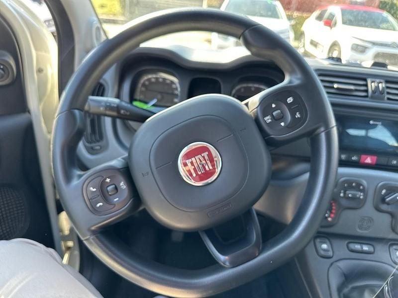 Usata Fiat Panda 4x4 S 86 CV (63 kW) 2020 Bianco Utilitaria