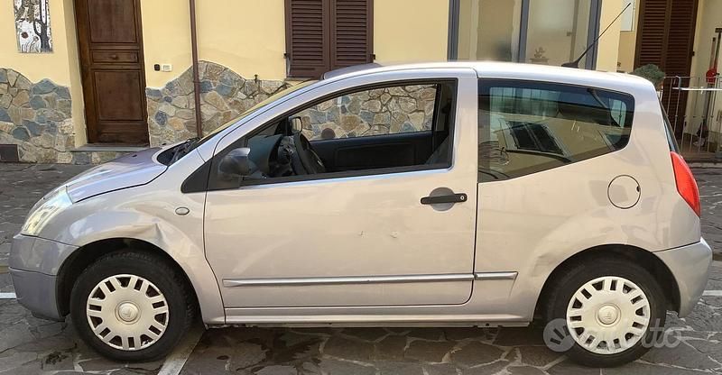 Usata Citroën C2 60 CV (44 kW) 2004 Grigio Utilitaria
