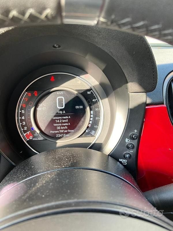 Usata Abarth 595 165 CV (121 kW) 2024 Utilitaria