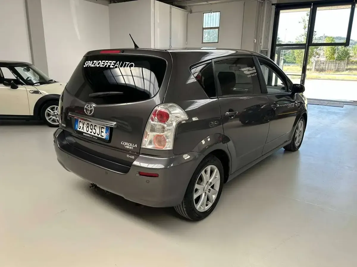 Usata Toyota Corolla Verso 136 CV (100 kW) 2009 Other Monovolume