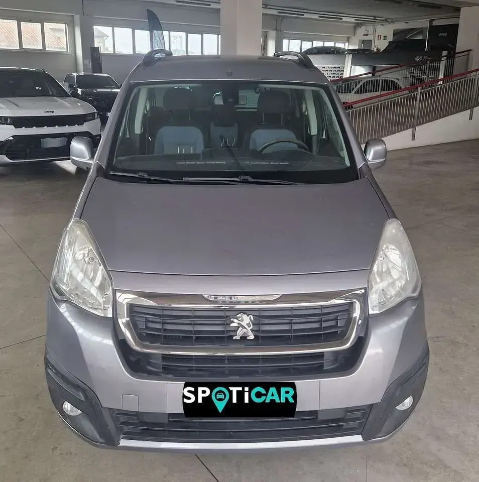 Usata Peugeot Partner Active 99 CV (72 kW) 2016 Grigio Monovolume