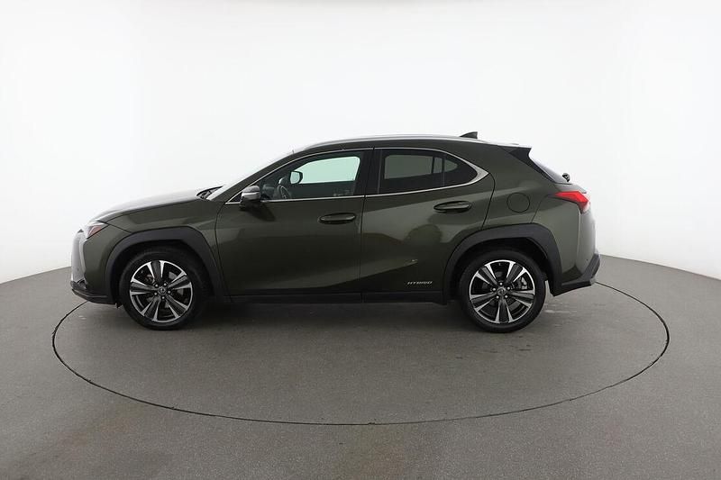 Usata Lexus UX 250h E-FOUR Executive Line 184 CV (135 kW) 2019 Verde SUV