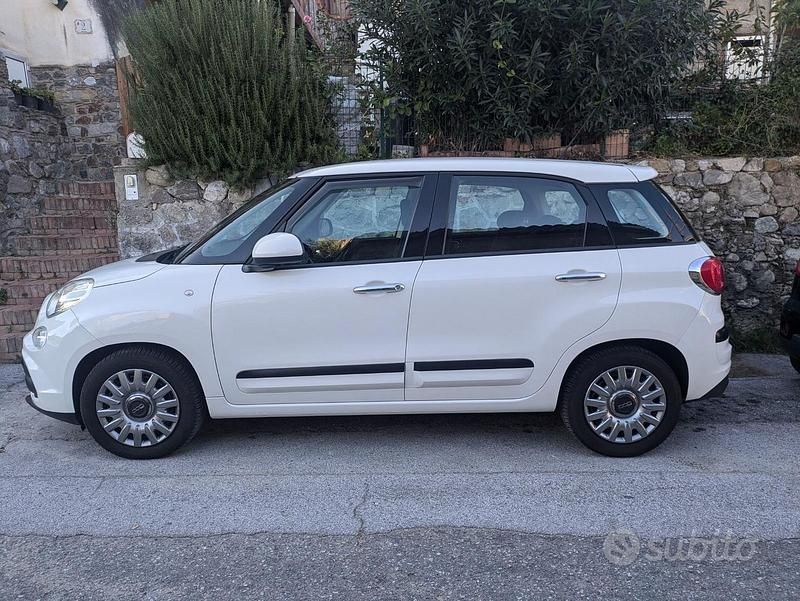 Usata Fiat 500L 2019 Bianco Monovolume