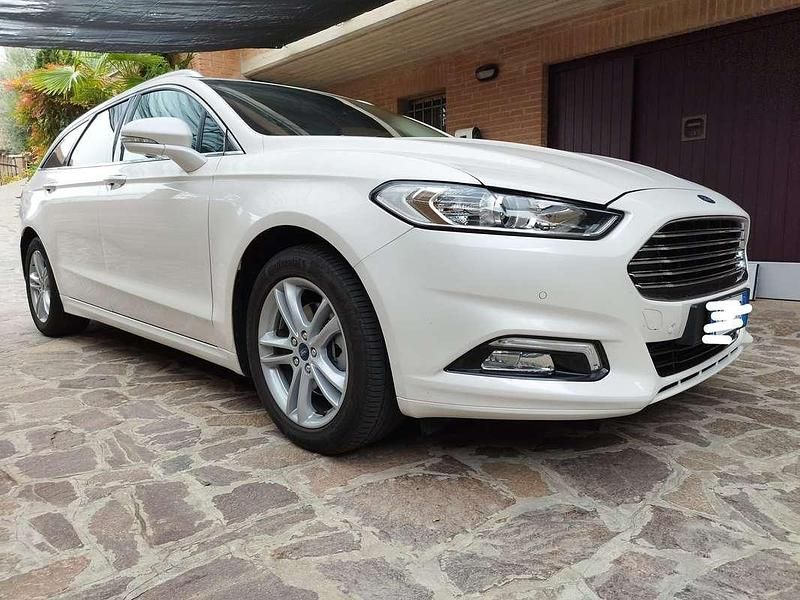 Usata Ford Mondeo Business Edition 150 CV (110 kW) 2019 Bianco Station wagon