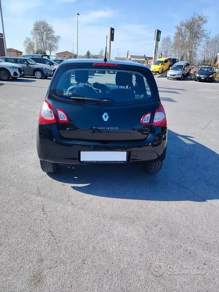 Usata Renault Twingo 75 CV (55 kW) 2012 Nero Utilitaria