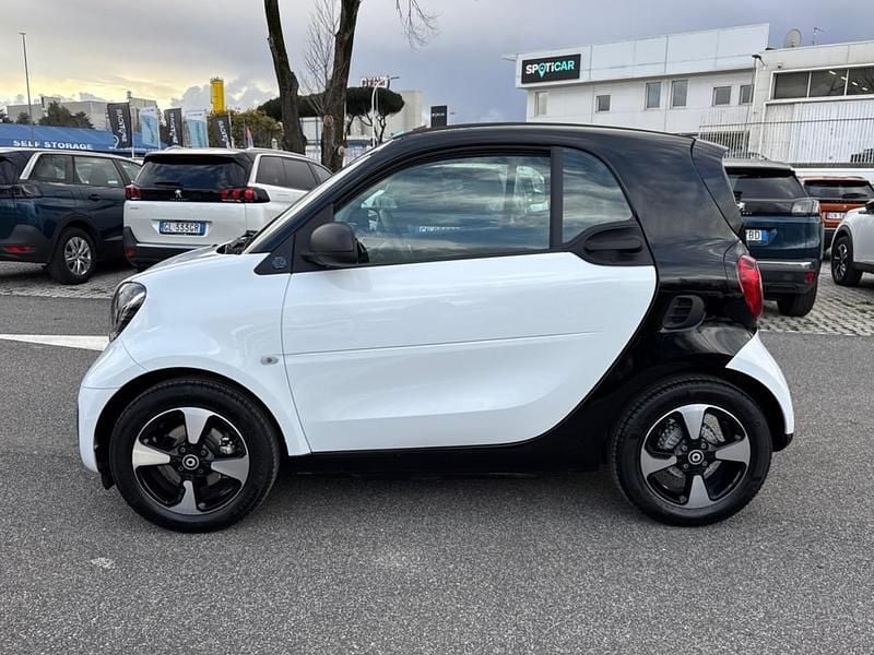 Usata Smart ForTwo Coupé Passion 41 kW (56 CV) 2023 Bianco Utilitaria