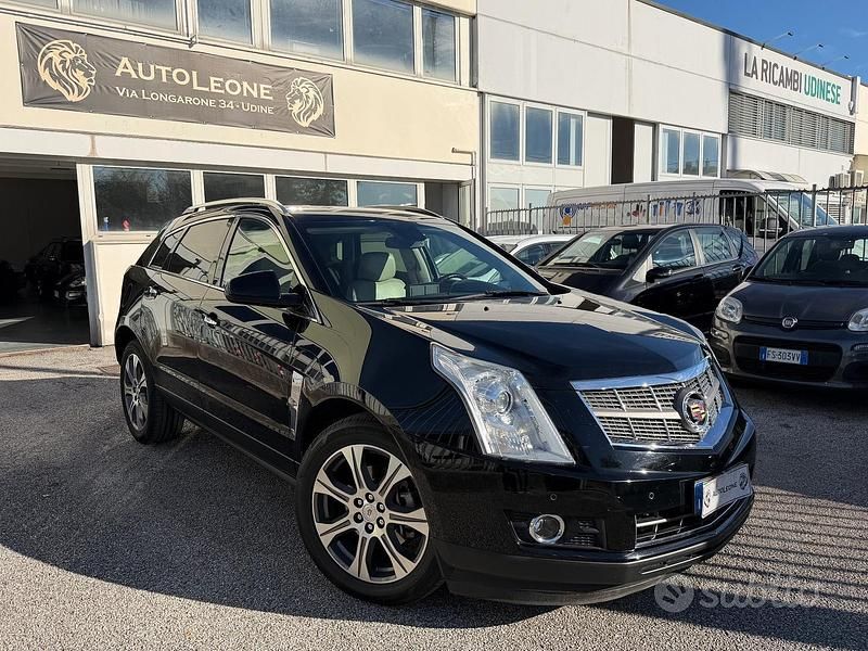 Nero Usata 2014 Cadillac SRX SUV | 18.200 € - Immagine 1/4