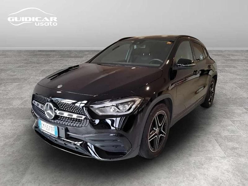 Nero Usata 2023 Mercedes GLA200 Premium SUV | 36.000 € (Buon prezzo) - Immagine 1/4