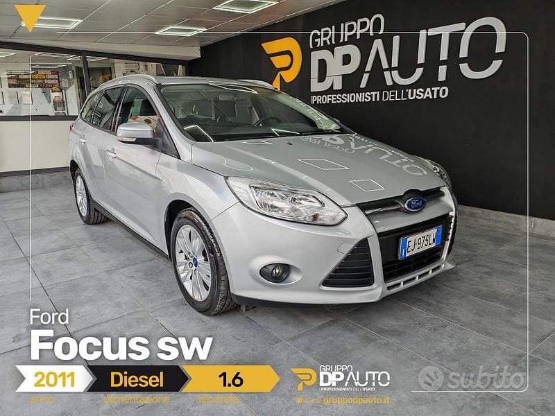 Usata Ford Focus 116 CV (85 kW) 2011 Grigio Station wagon