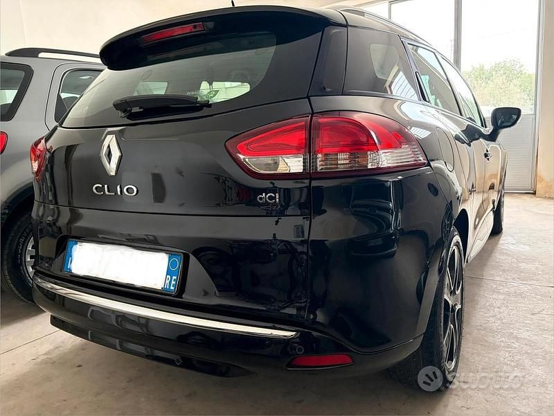 Usata Renault Clio GrandTour 90 CV (66 kW) 2013 Nero Station wagon