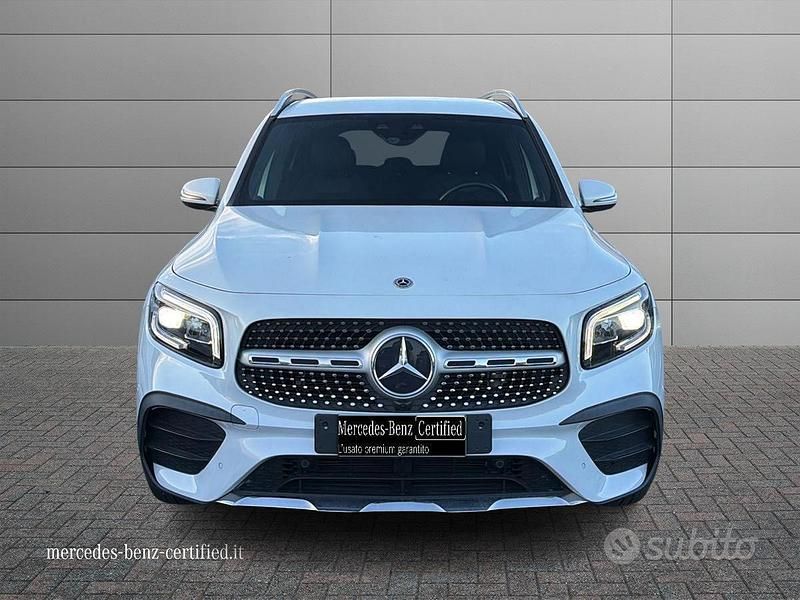 Usata Mercedes GLB200 Premium 163 CV (119 kW) 2021 Bianco SUV