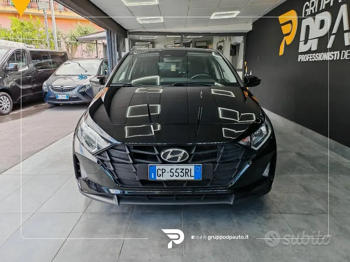 Usata Hyundai i20 84 CV (61 kW) 2023 Nero Utilitaria