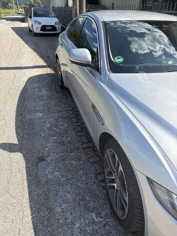 Usata Jaguar XE Portfolio 179 CV (131 kW) 2017 Berlina