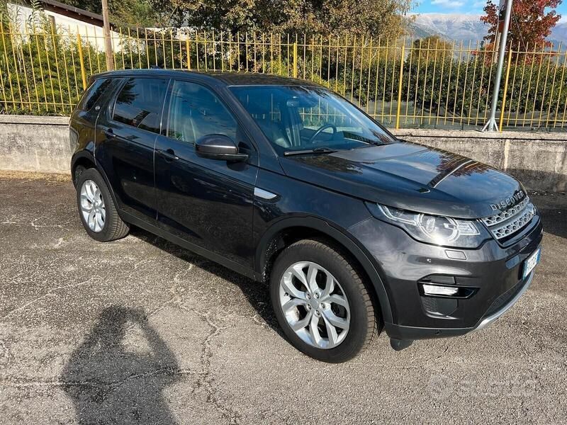 Usata Land Rover Discovery Sport HSE Luxury 179 CV (131 kW) 2019 Grigio SUV