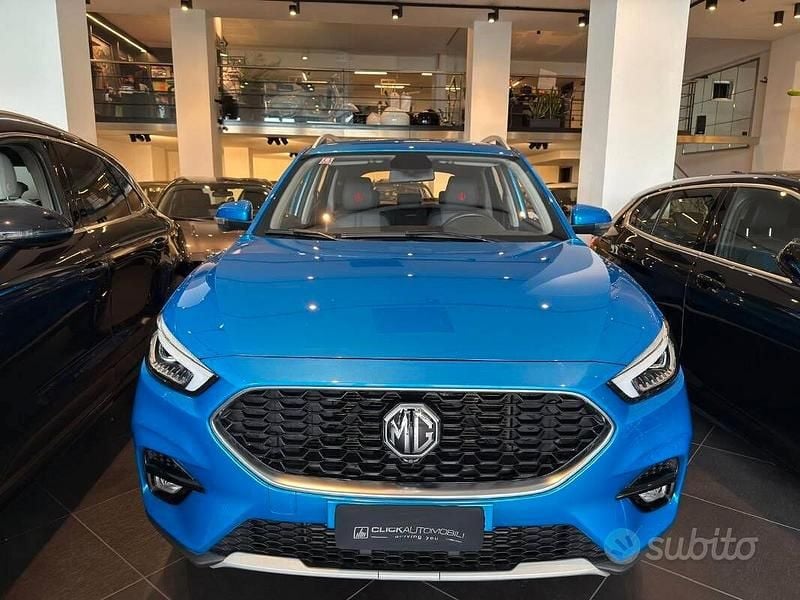 Usata MG ZS Luxury 111 CV (81 kW) 2022 Blu SUV