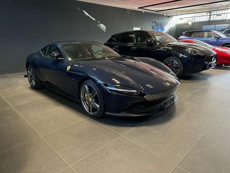 Usata Ferrari Roma 620 CV (456 kW) 2021 Blu pozzi Coupé