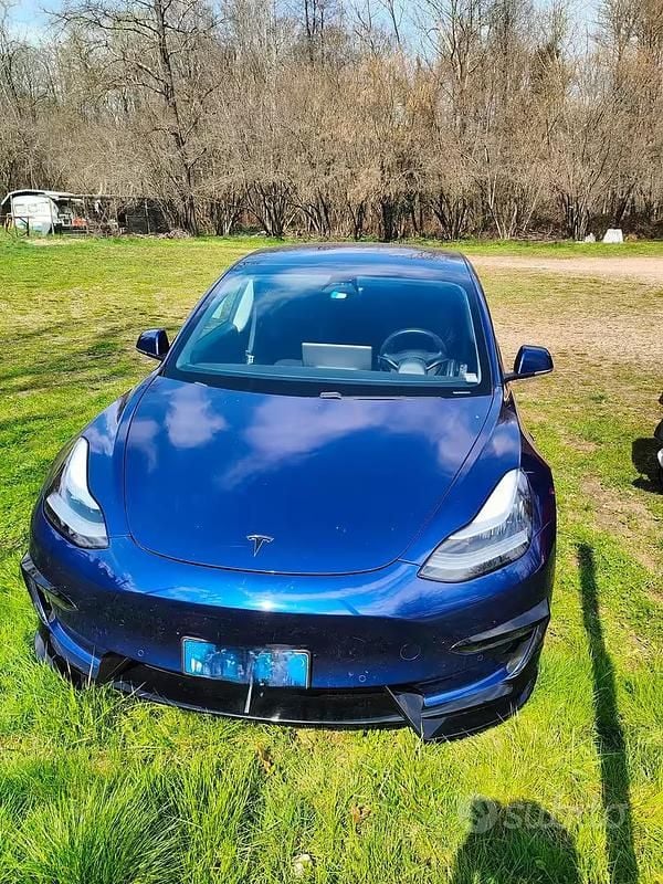 Usata Tesla Model 3 235 kW (320 CV) 2020 Blu Berlina