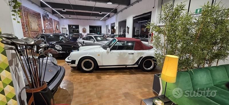 Usata Porsche 911 Carrera Cabriolet 231 CV (169 kW) 1987 Bianco Cabrio