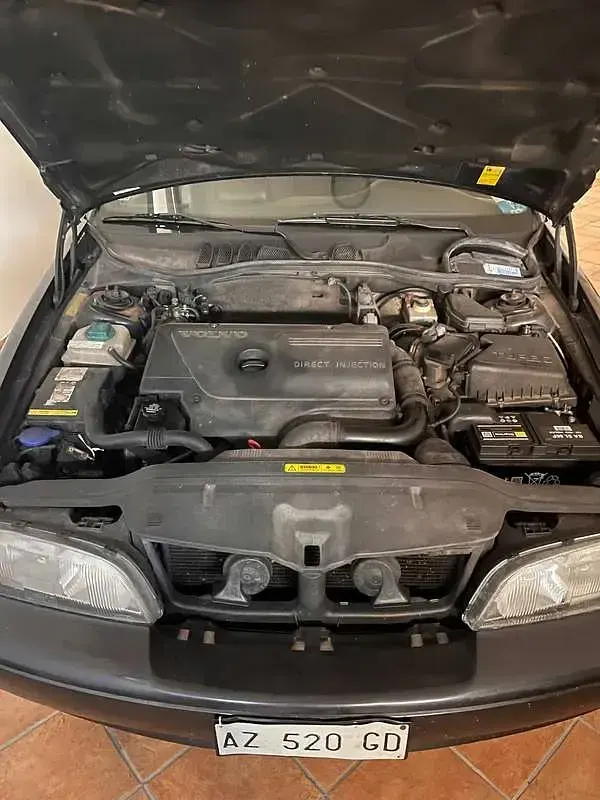 Usata Volvo S70 140 CV (102 kW) 1998 Grigio Berlina