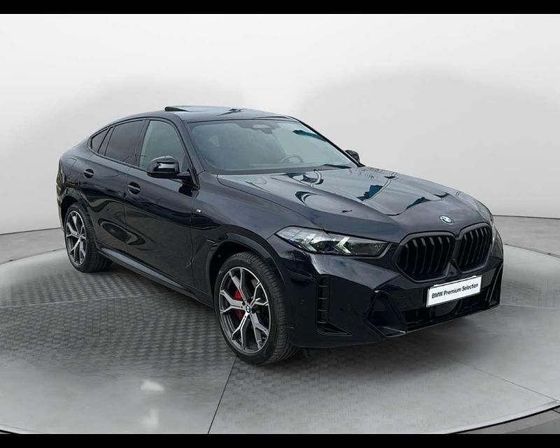 Usata BMW X6 M Sport 298 CV (219 kW) 2025 Carbon black metallizzato SUV