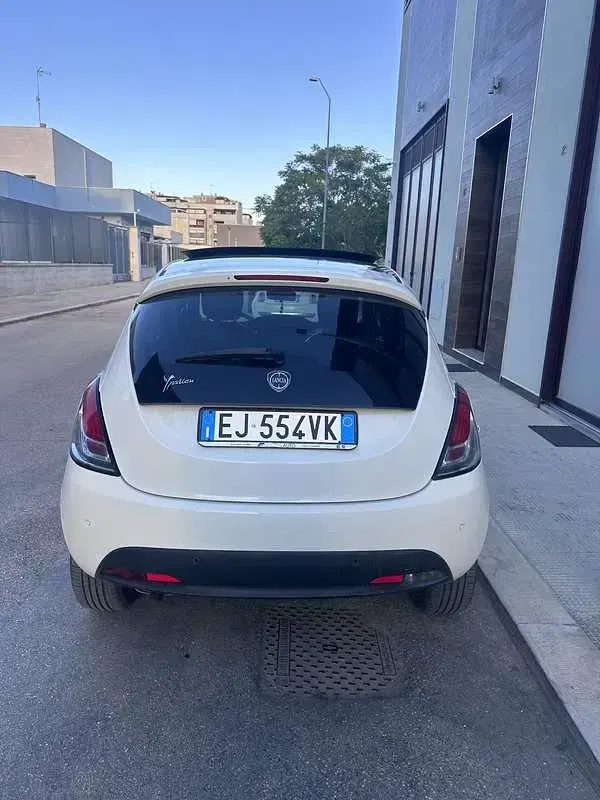 Usata Lancia Ypsilon S 95 CV (69 kW) 2011 Utilitaria