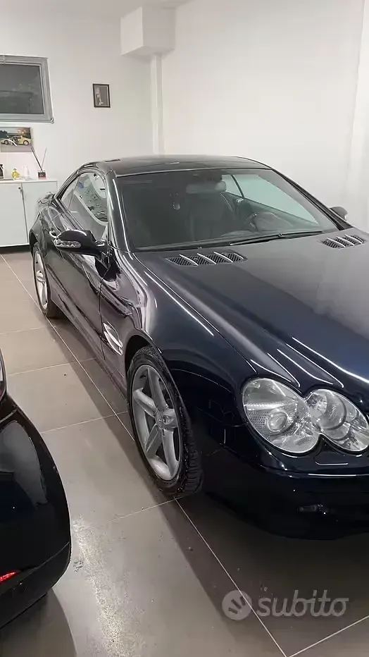 Usata Mercedes SL500 306 CV (225 kW) 2002 Blu Cabrio