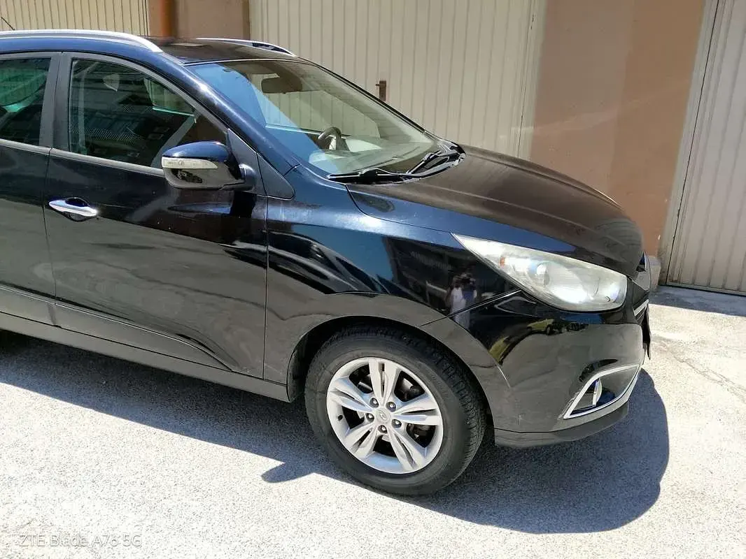Usata Hyundai ix35 Comfort 116 CV (85 kW) 2012 Nero SUV