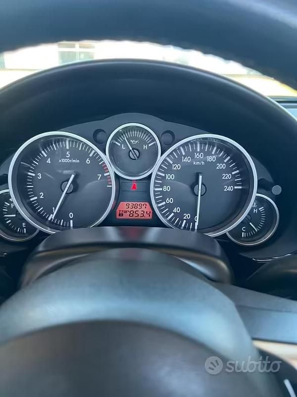 Usata Mazda MX5 High 126 CV (92 kW) 2007 Grigio Cabrio