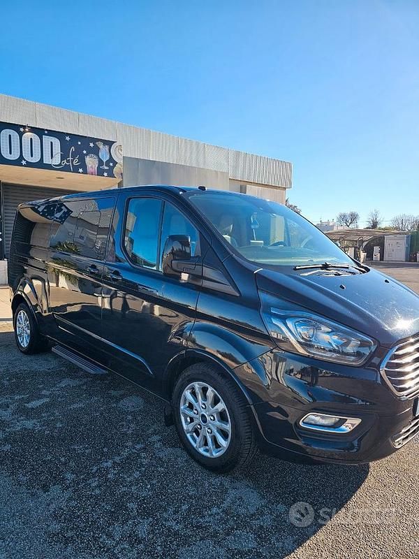 Usata Ford Tourneo 2018 Nero Monovolume