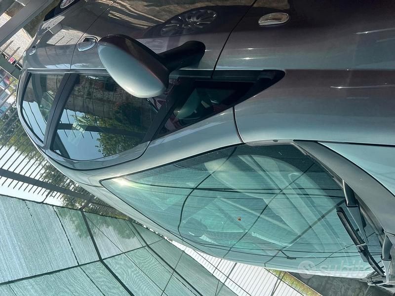 Occasion Fiat Punto 77 ch (56 kW) 2011 Gris Berline