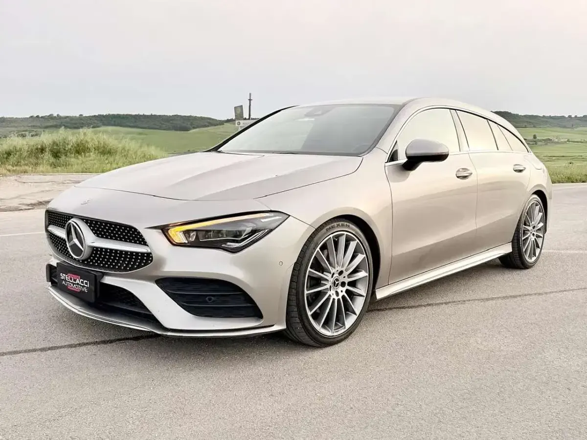 Usata Mercedes CLA220 Shooting Brake Premium 190 CV (139 kW) 2019 Bronzo Station wagon