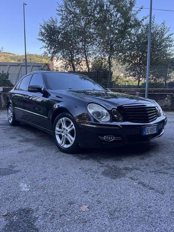 Usata Mercedes E220 Avantgarde 170 CV (125 kW) 2007 Berlina