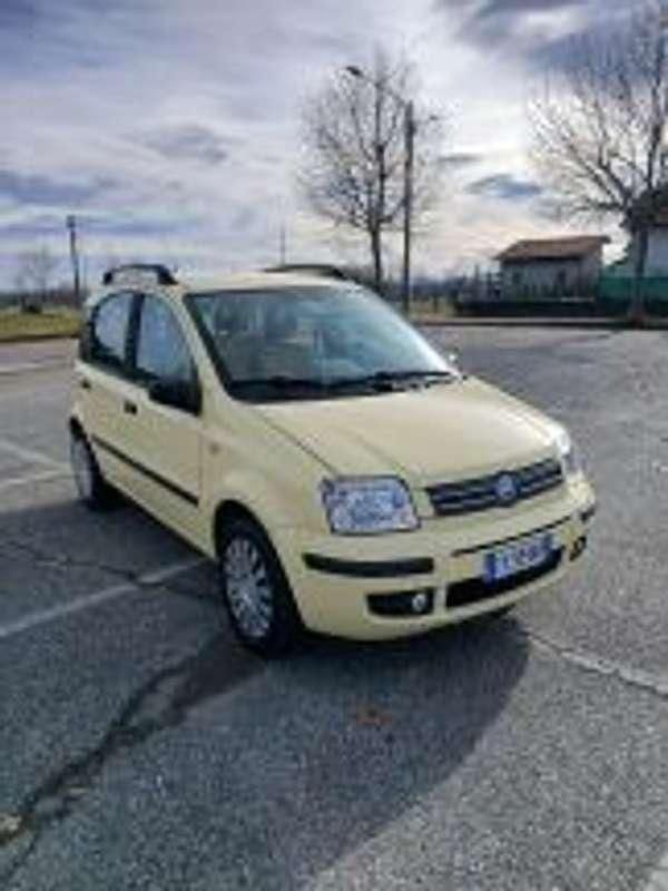 Usata Fiat Panda Dynamic 60 CV (44 kW) 2005 Giallo Utilitaria