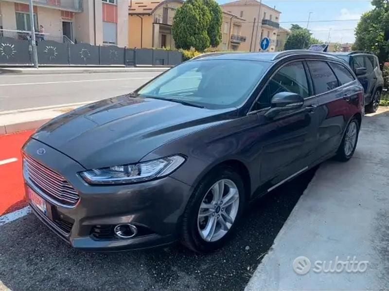 Grigio Usata 2015 Ford Mondeo Station wagon | 11.500 € (Buon prezzo) - Immagine 1/4