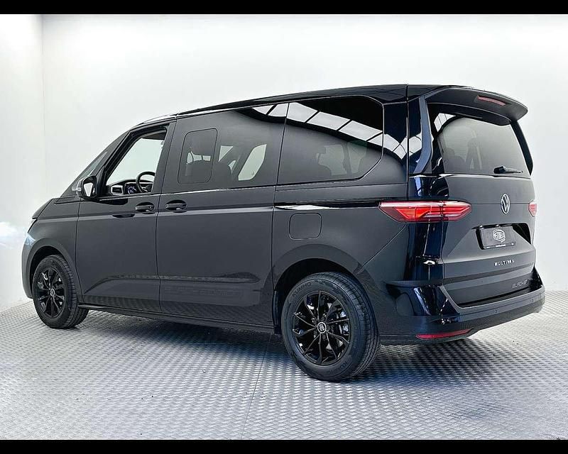 Usata VW Multivan 150 CV (110 kW) 2025 Nero Furgone