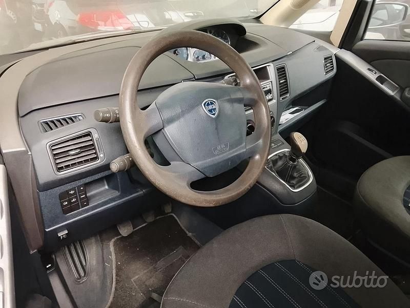 Usata Lancia Musa 2008 Bianco Monovolume