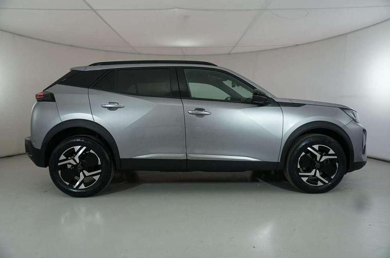 Usata Peugeot 2008 Allure 145 CV (106 kW) 2025 Argento SUV