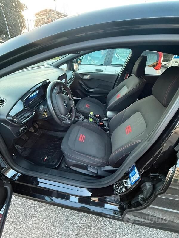 Usata Ford Fiesta ST-Line X 125 CV (91 kW) 2022 Nero Utilitaria