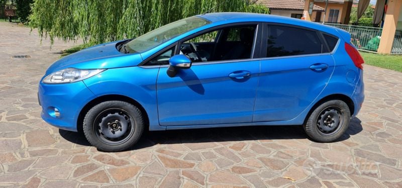 Usata Ford Fiesta 75 CV (55 kW) 2010 Utilitaria