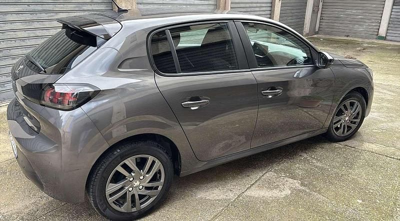 Usata Peugeot 208 75 CV (55 kW) 2022 Grigio Utilitaria