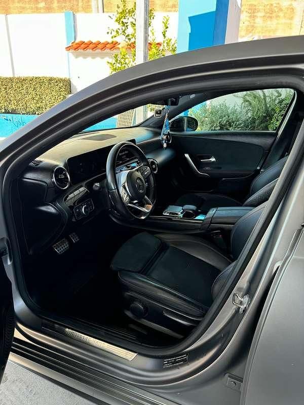 Usata Mercedes A180 Premium 116 CV (85 kW) 2018 Grigio Berlina