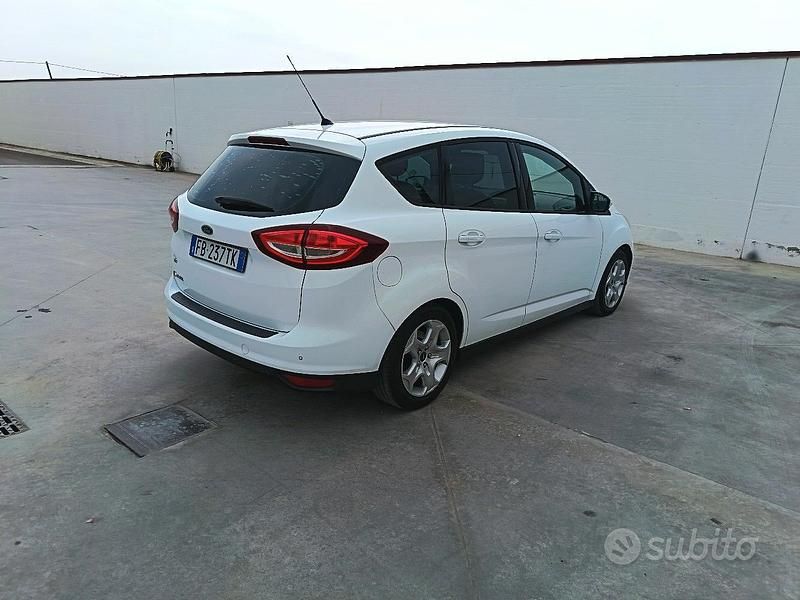 Usata Ford C-MAX 120 CV (88 kW) 2015 Monovolume