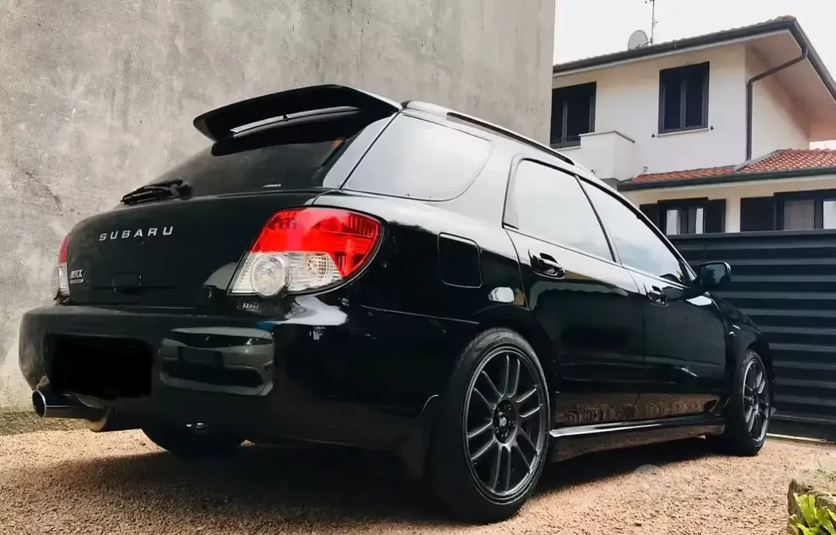 Usata Subaru Impreza 224 CV (164 kW) 2003 Nero Station wagon