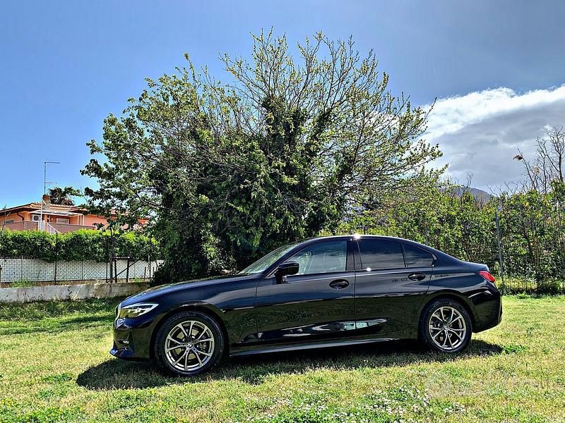 Usata BMW 318 2020 Nero Berlina