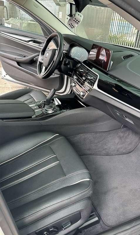 Begagnad BMW 530e Luxury Line 184 HK (135 kW) 2019 Sedan
