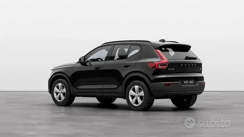 Nuova Volvo XC40 163 CV (119 kW) 2025 Nero SUV