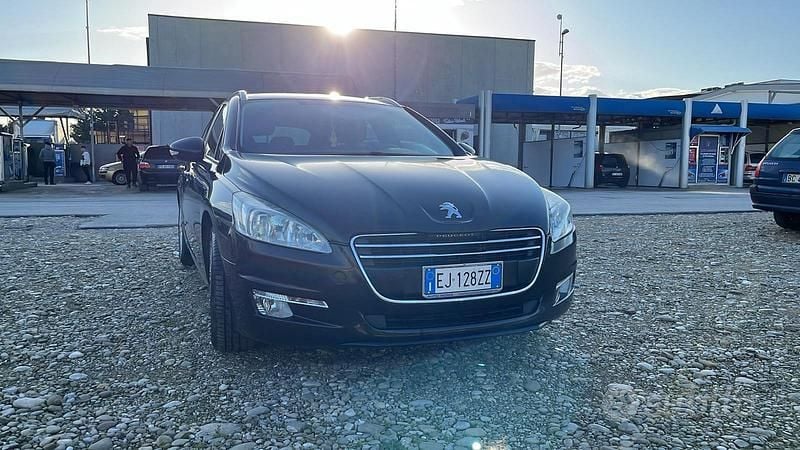 Nero Usata 2011 Peugeot 508 SW Station wagon | 3300 € (Buon prezzo) - Immagine 1/4