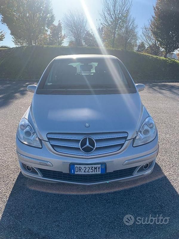 Usata Mercedes B170 2008 Grigio Monovolume